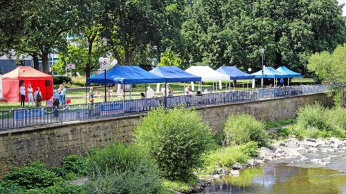 Hagen: Fluss verbindet Picknick „Ganz in Weiß“ und Weinfest