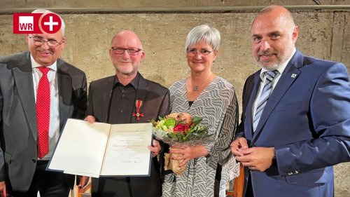 Arnsberger mit Bundesverdienstkreuz ausgezeichnet