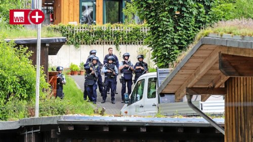 SEK in Ennepetal: Messer vor Polizei gezückt und verschanzt