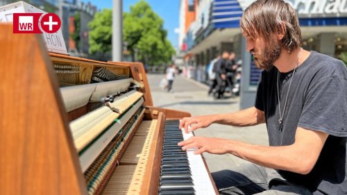 Hagen: Straßenmusiker – das ist der Mann hinter dem Klavier