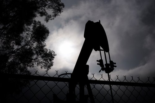 Gas wells leak explosive levels of methane in Bakersfield