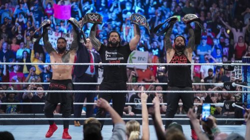 The Usos winning tag team unification match on WWE SmackDown was a last minute decision