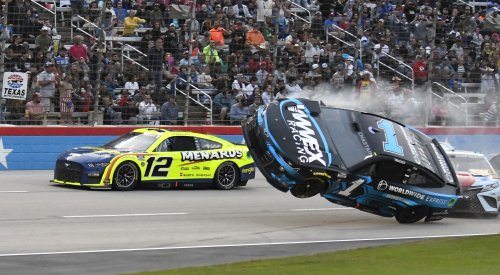 Blaney wins All-Star race, $1M 2 laps after thinking he won