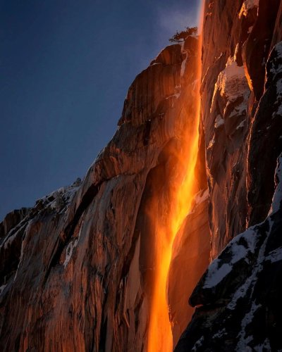 This time-lapse of a 'firefall' at Yosemite is awe-inspiring