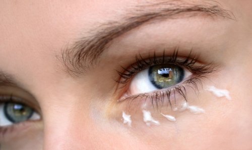 Mehr als 36.000 Bewertungen: Ist das die einzige Augencreme, die du jemals testen musst?
