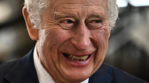 König Charles: Schlag für Camilla! Er hat sie mit einer 32-Jährigen betrogen