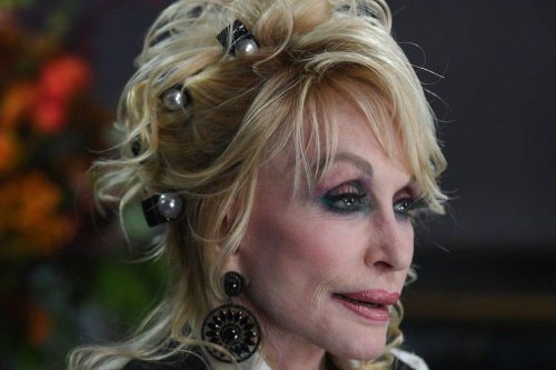 Dolly Parton: Ihr Patensohn hat seine Frau zerstückelt!