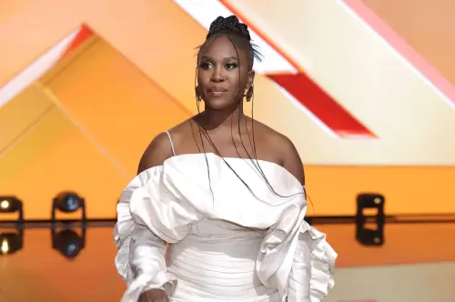 "Let's Dance"-Star Motsi Mabuse: Harte Kritik gegen Kollegen – "Ich sorge dafür, dass er rausfliegt"