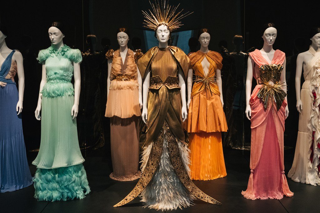 The Met’s Costume Institute Unveils ‘Heavenly Bodies’