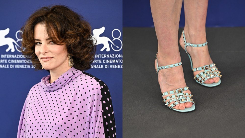 Parker Posey Brings the Valentino Rockstud to the Venice Film Festival
