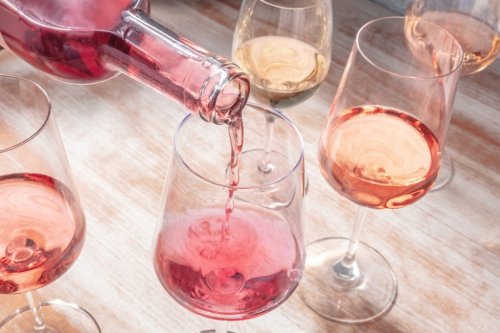 How to Choose Your Rosé Like the French