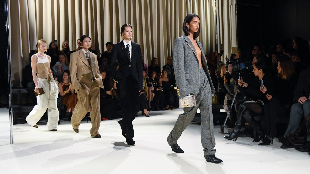 Schiaparelli Fall 2024 Ready-to-Wear: Western Chic
