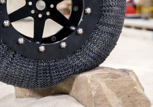 NASA diseña un «neumático» metálico