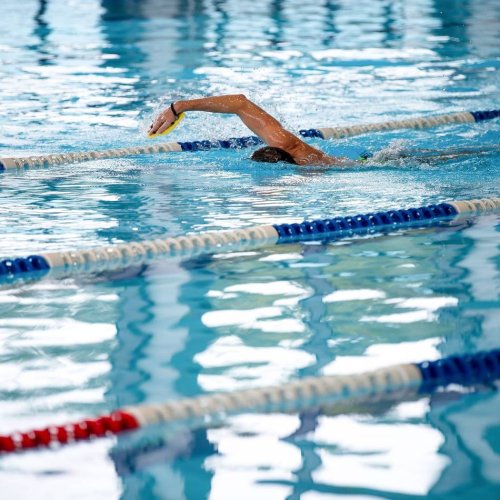 Schutz vor dem Ertrinken: Kann ich als Erwachsener noch schwimmen lernen?