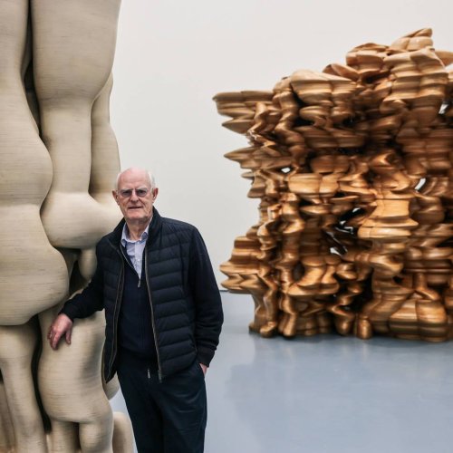 Sonst verboten, in Düsseldorf erlaubt: Die Kunstwerke des Bildhauers sollen berührt werden : Tony Craggs Kunst zum Anfassen
