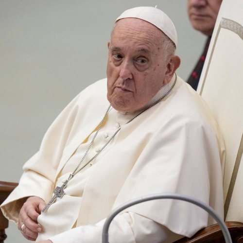 Vatikan: Papst auf dem Weg der Besserung