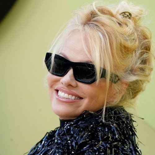 Film: Pamela Anderson in „Nackte Kanone“-Neuauflage
