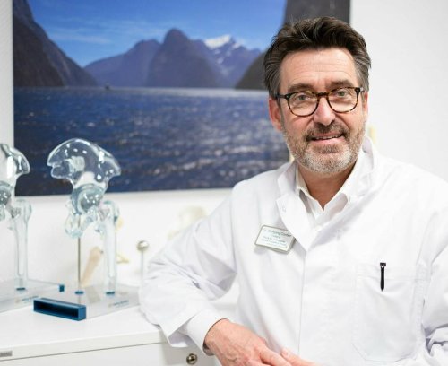 Medizin: Wuppertaler Gesundheit: Neueste Technik ermöglicht passgenauere Knieprothesen