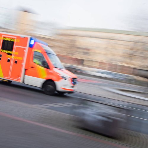 Zeugen gesucht: Unfallflucht in Krefeld - Radfahrer verletzt