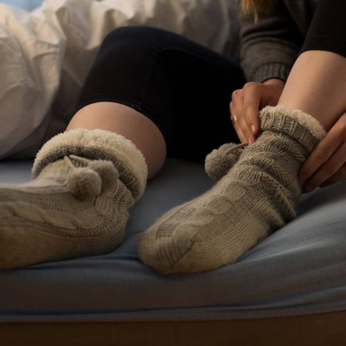 Wenn Gefäßwände verkalken: Ständig kalte Füße? Woran man echte Gefäßprobleme erkennt
