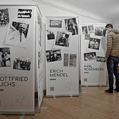Ausstellung „Jüdische Nachbarn“ in Krefeld: Von Freunden, Nachbarn, Kollegen und Nationalspielern