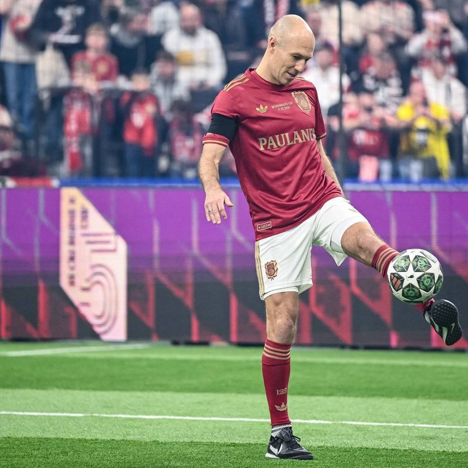 Gedenken an den „Kaiser“: Legende rühmt Legende: Wahnsinn, was Müller geleistet hat