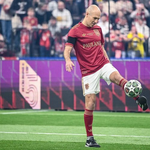 Gedenken an den „Kaiser“: Legende rühmt Legende: Wahnsinn, was Müller geleistet hat