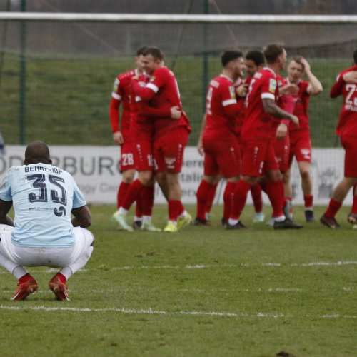 Fußball-Regionalliga: Rückschlag: Wuppertaler SV verfällt in Wegberg in alte Muster