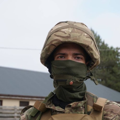 Krieg gegen die Ukraine: Wie Ukrainer in England kämpfen lernen