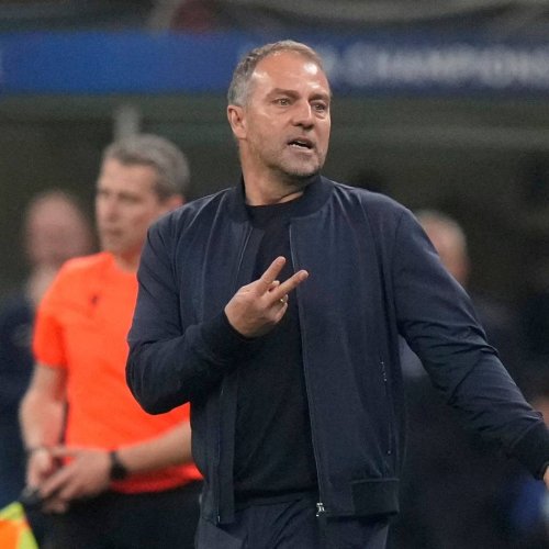 Fußball: Flick verlängert Vertrag bei Meister Barça