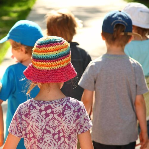 Eincremen, bitte!: Sonnenbrände bei Kindern? Alles andere als selten
