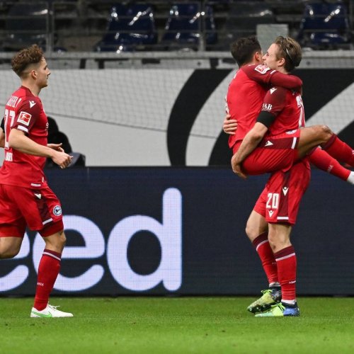 Bundesliga: Arminia-Profi Wimmer begeistert mit „Rabona“-Trick