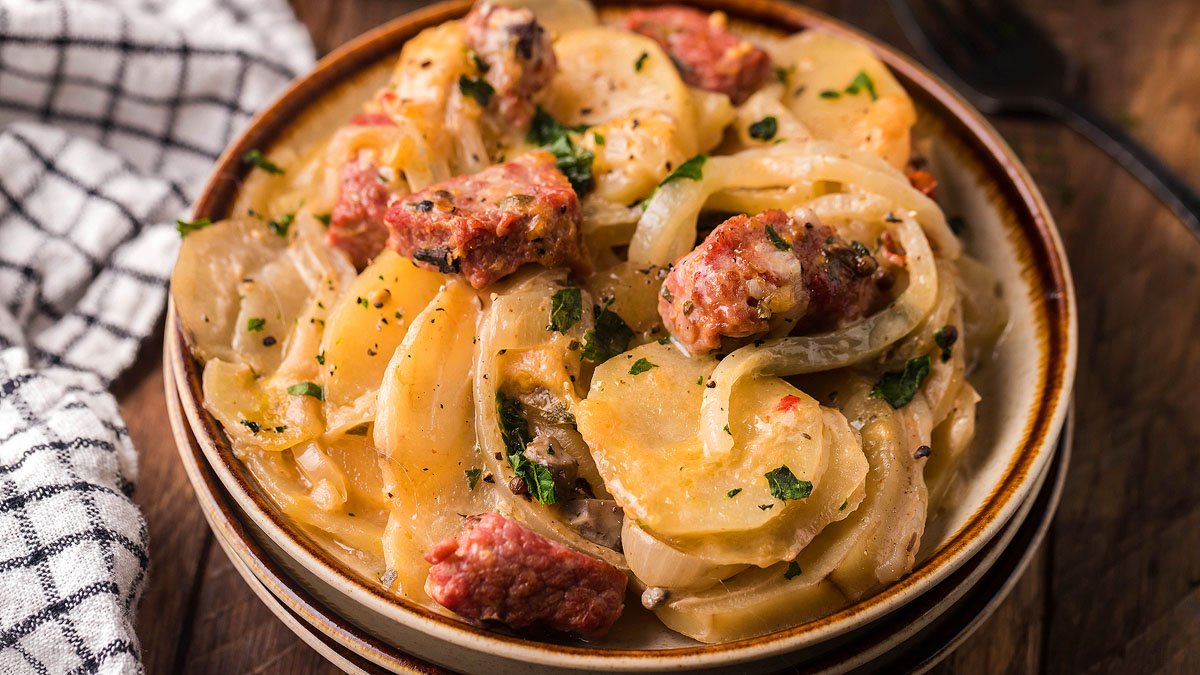 Slow Cooker Corned Beef Hash Au Gratin