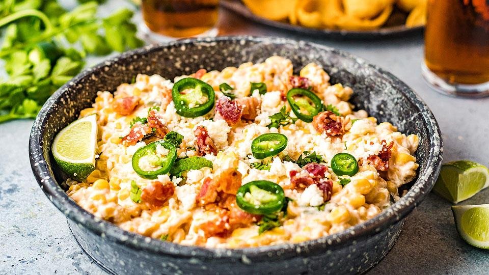 Slow Cooker Spicy Corn and Jalapeño Cheese Dip