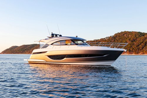 Yachting On Board: Riviera Yachts 4600 Sport Yacht Platinum Edition