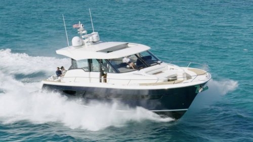 Yachting On Board: Tiara Yachts EX60