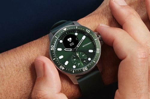 Withings Scanwatch Horizon Smartwatch looks like a luxury diver’s watch