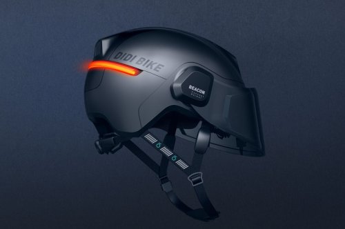 Smart helmet lets you navigate, communicate while keeping you safe