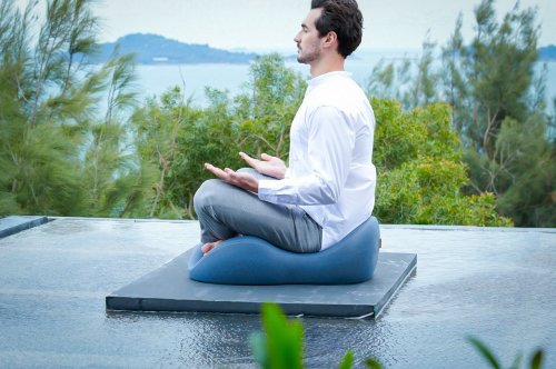The world’s first Yoga-friendly cushion ensures you have perfect form while meditating