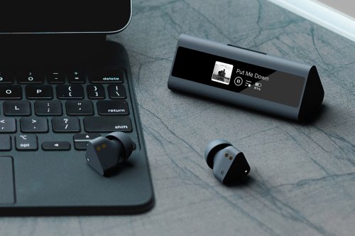 TWS earbuds with touchscreen case means you have all the info without checking your phone