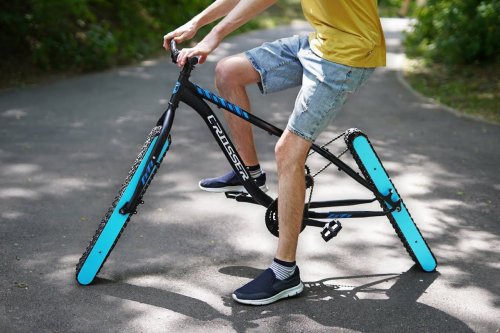 Meet the “Wheel-less” Bicycle That’s Breaking All the Rules and Turning Heads