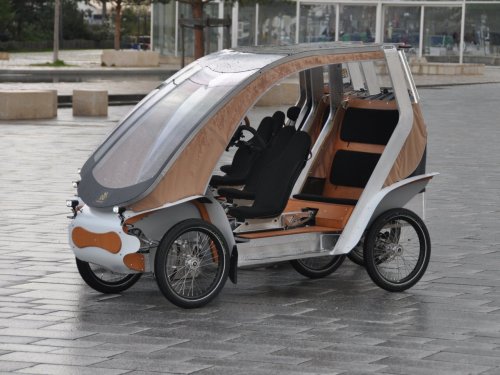Acticycle Ultra-Light Four-Wheeled Ride Blends Bicycle Freedom with Car Comfort