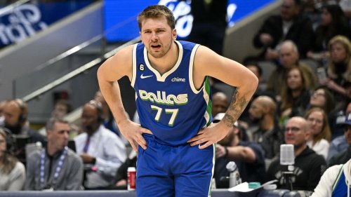 Mavs’ Luka Doncic Day-to-Day With Mild Ankle Sprain