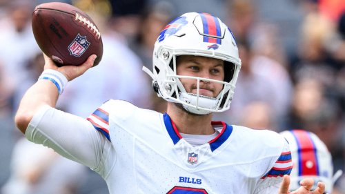 Steelers round out QB room with former Bills backup