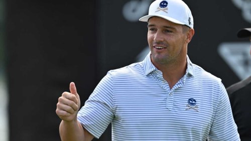 Bryson DeChambeau fires 63, comes from behind to win LIV Chicago