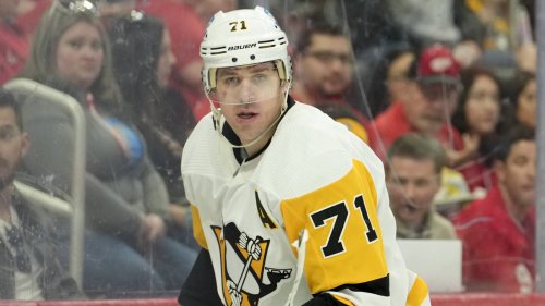 Evgeni Malkin hopes to return to Penguins next season, retire with team