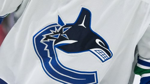 Canucks’ draft options at 15th overall: Carter Bear