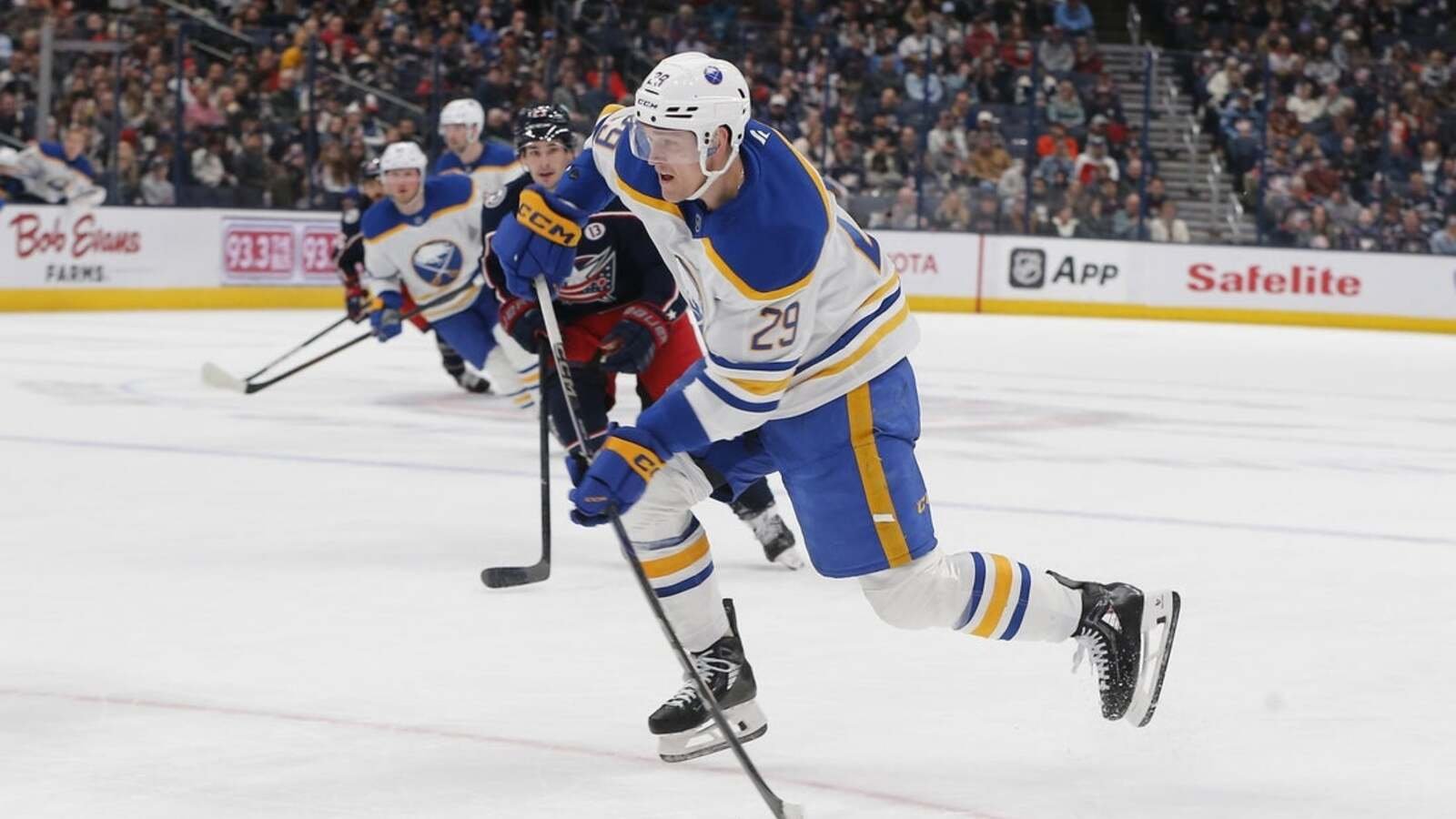 Blue Jackets rally in third period to edge Sabres