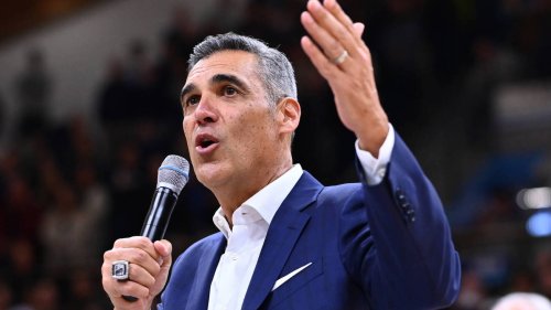 Jay Wright rules himself out of contention for one coaching job