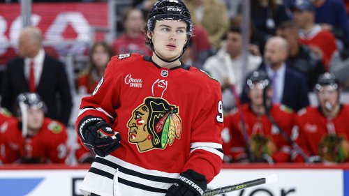 Blackhawks sign Connor Bedard to five-year extension